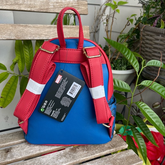 NWT SOLD OUT Loungefly Marvel’s Doctor Strange Cosplay Mini Backpack exclusive. - Picture 3 of 3